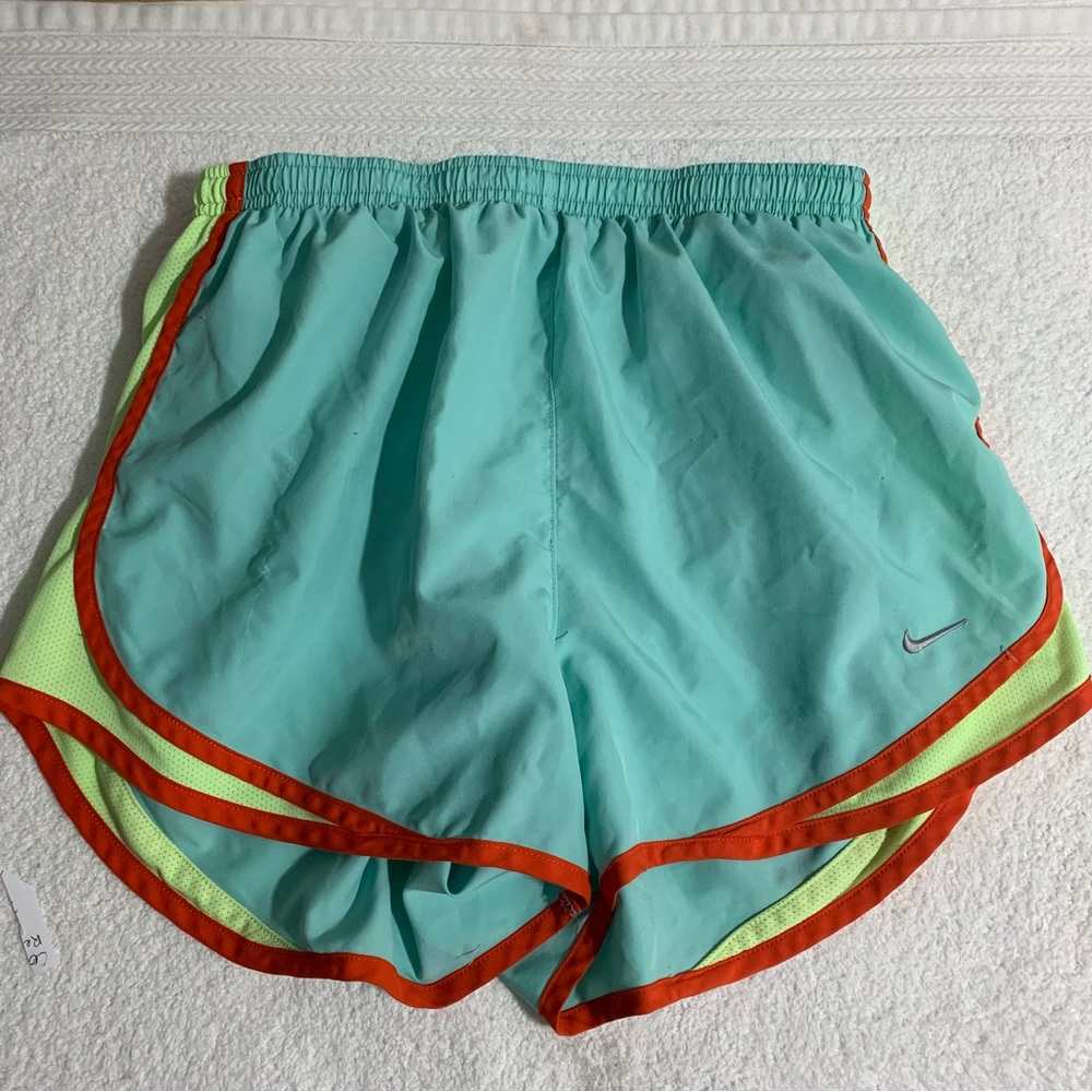 Nike DR-Fit sea Green and red colored shorts size M
